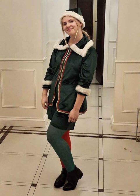 Elf in green