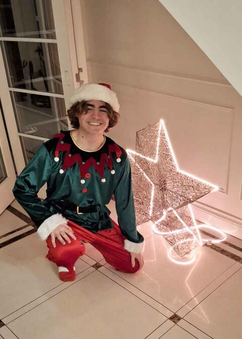 Santa's elf with a star